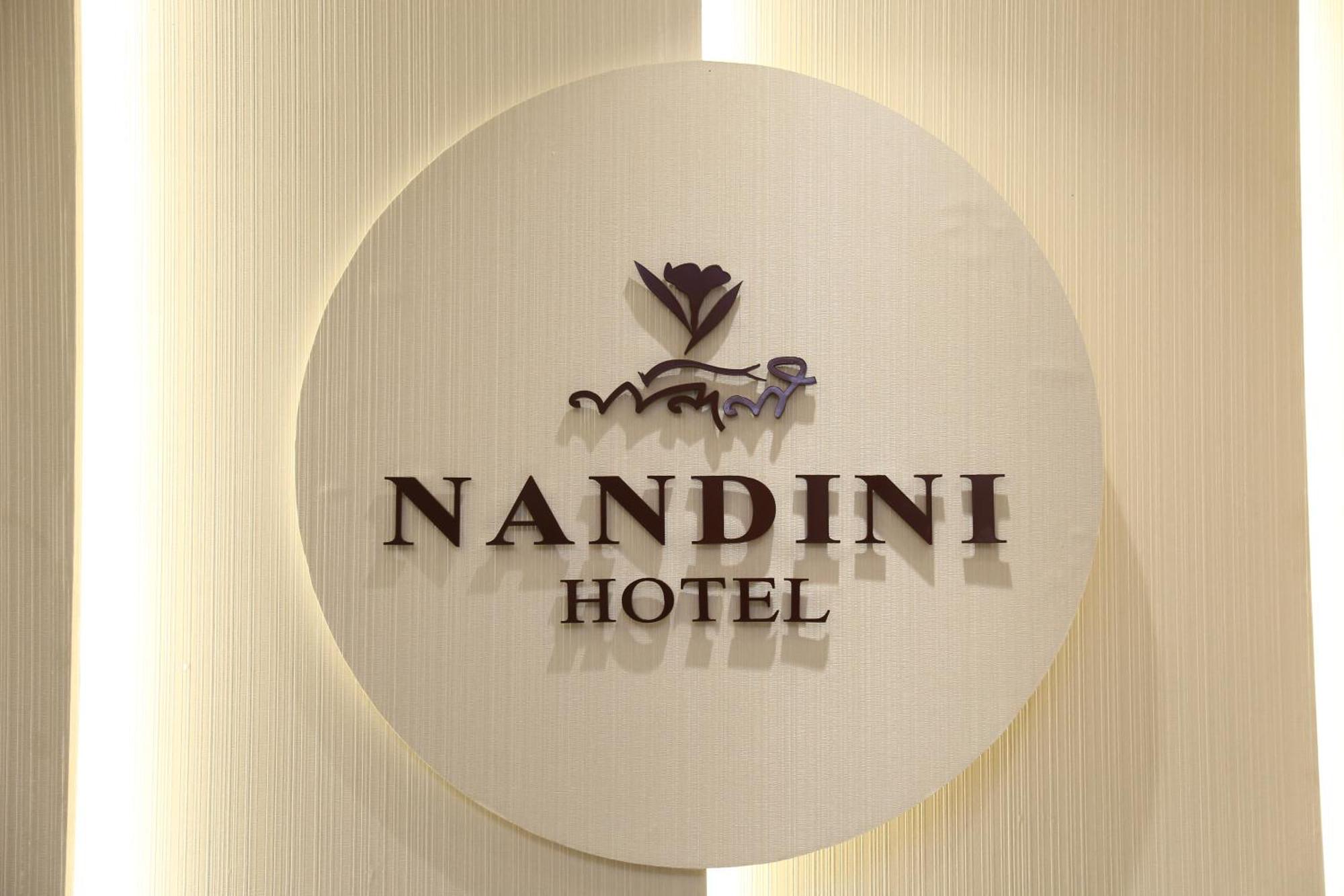 Hotel Nandini Дакка Экстерьер фото